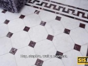 SISPORN. Oliver Trunk finds the best moment to receive acces to stepsister's holes 3/16