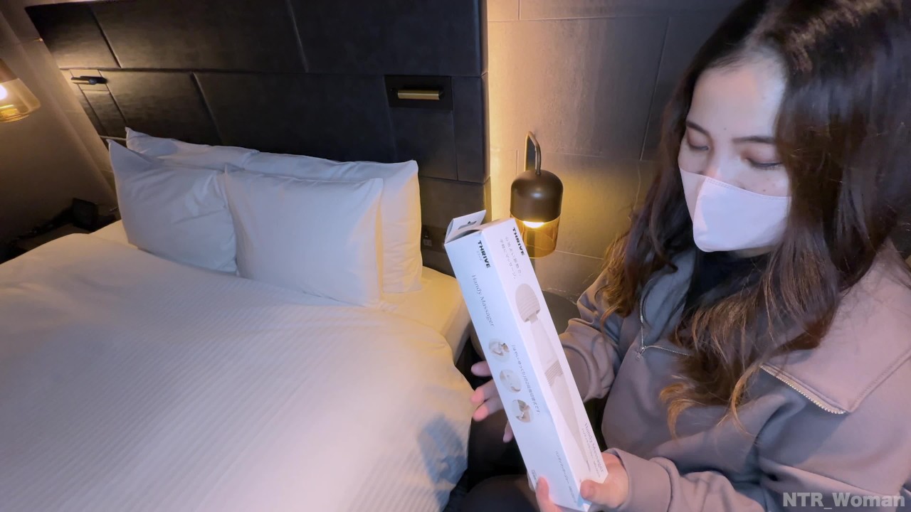 【誤発中出し/オイル性感】ヌルヌル人妻のマジイキSEX!! 電マであらゆる箇所をほぐされて、何度も快楽イキしちゃうレス妻さん♡ 久々の危険日SEXで誤発し、中に出してしまう…　寝取られ NTR 人妻 - Free Sex Video - RedTube