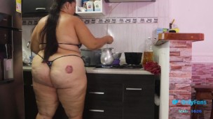 follando ala novia de mi tio casi nos pilla