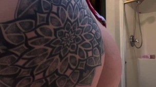 Thick big titty tattooed milf rides huge dildo till she squirts