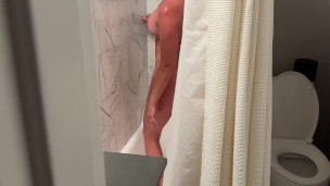 Got To Watch Stepmom Showering, After She Caught Me, She Let Me Jerk Off On Her Ass