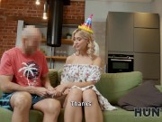 HUNT4K. Andrew Marshall gives all money to guy just to penetrate his GF's asshole 6/16