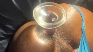 FISTING TOY 🤜🏾🤜🏾 Gaped Hole