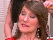 GILF Donna Davidson Goes All The Way 3/16