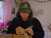 Unboxing a special Gift 8/16