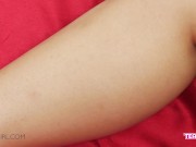 Sexy brunette takes a bath and cums 5/16