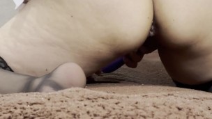 Me quedé SOLA EN casa y termino follando mi cremoso COÑO ROSA