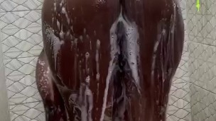 Hot EBONY SLUT Enjoy Showering(SHOWER SHOW)+Nasty Twerk Inthe Shower As DADDY watches & masturbate!