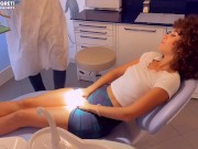 SCOPATA CON IL DENTISTA - APPUNTAMENTO DAL DENTISTA CHE MI VISITA E MI FOTTE SUL LETTINO 7/16