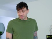 Kimmy Kimm taunts Stepbro, 