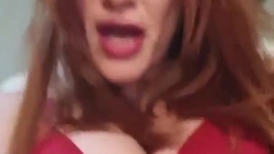 Zorrita se corre pensando en tu leche