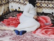 يسمني بخون حسام وهومسفرمع احمد صحبه سمع الكلام سكس عربي مصري بصوت واضح كلام يهيج نار 2/16