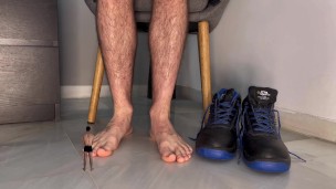 Giant cops tiny foot slave “special effects”