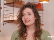 Ersties - Fabienne spritzt den Spiegel nach Fisting und Doppel-Penetration voll 15/16