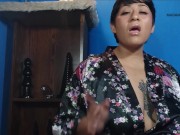 Dómina reprende a su sissy y le enseña a cómo comportarse.