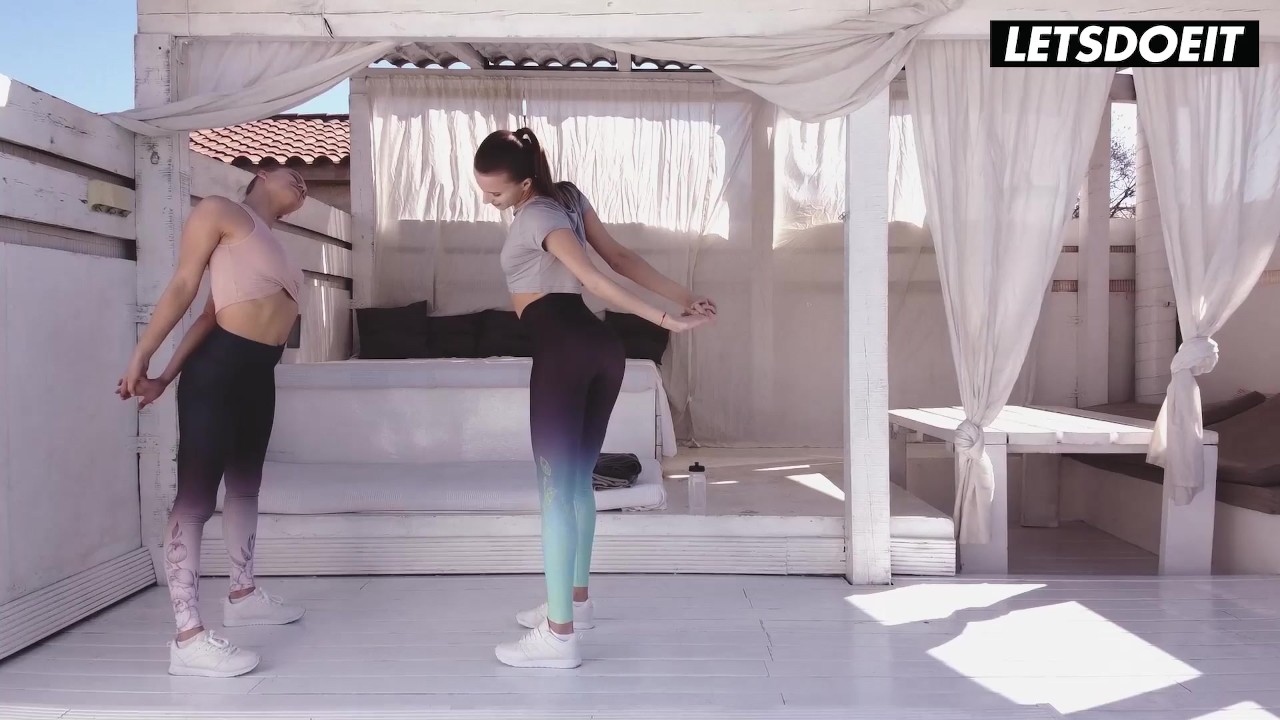 Stella Flex & Mia Split Indulge In Blissful Lesbian Sex After Yoga - A GIRL KNOWS - 無料セックスビデオ - RedTube