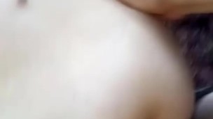 Paseando con mi novia, al costado del Rio terminamos cojiendo de perrito