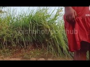 Sri lankan village girl bathing කැලේ ඇලට ඇගහොදන්න ගිය එහා ගෙදර අක්කා 12/16