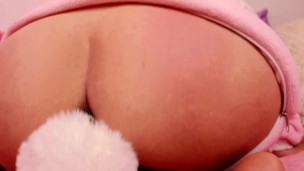 Conejita follada por un gran pene