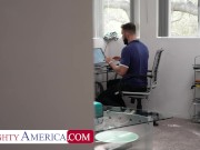 Have you seen how big of a dick XWife Karen can take? 5/16