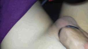 Masturbe (217) with one testicle