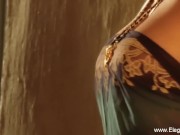 Bollywood Babe Dances and Shows Off Her Amazing Body 1/16