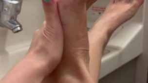 Feet Play In The Airplane😈✈️