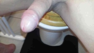 Masturbe (223) with one testicle
