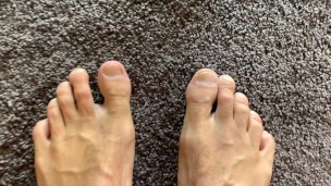 Do you like my feet?