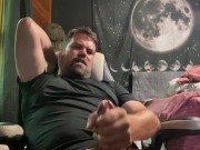 Off work, let’s play - Screenshot 15 of 16 - Male Masturbation