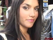 Riley and Leah Host A Pussy Pleasing Extravaganza 1/16