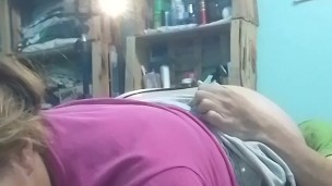 Le chupo el culo a mi novia