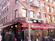 Big Tit Milf Asa Akira and Goth Best Friend Joanna Angel Give History Lesson on Pizza 13/16