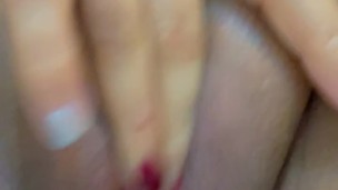 Me toco para que mi esposo me vea