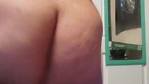 Show off my entire body in a great way to get lots of views also ps my step dad comes in at the end