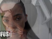 MOFOS - Hard Working Gardener Logan Xander Works On Angelina Moon's Sexual Needs 2/16