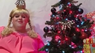 sissy Ginny gone wild