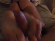 Mi fa una sega al contrario con dei piedini da favola e sborro come un cavallo 1/16