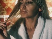 Блондинка ласкает себя и хочет секса - Screenshot 12 of 16 - красотка