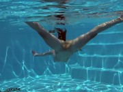 Curly hair Fernanda super flexible babe underwater 8/16