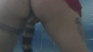 Me masturbo mientras me baño