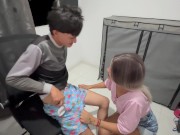 MI HERMANASTRO ME RECIBE CON SU RICA POLLA GRANDE EN CASA DESPUES DE UN LARGO VIAJE 2/16