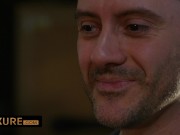 The big boobs babe invites a stranger at home with her husband 7/16