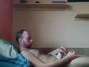 Dzisiaj musiałem spuścić z siebie trochę nasienia :)