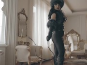 Embrace the power of the Divine Femininity with every step 4/16