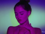 WOWGIRLS Hottest model with perfect boobs Sonya Blaze oiling herself and teasing us in this solo video 1/16