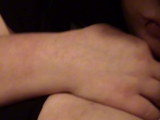 Close up squirt and pussy play