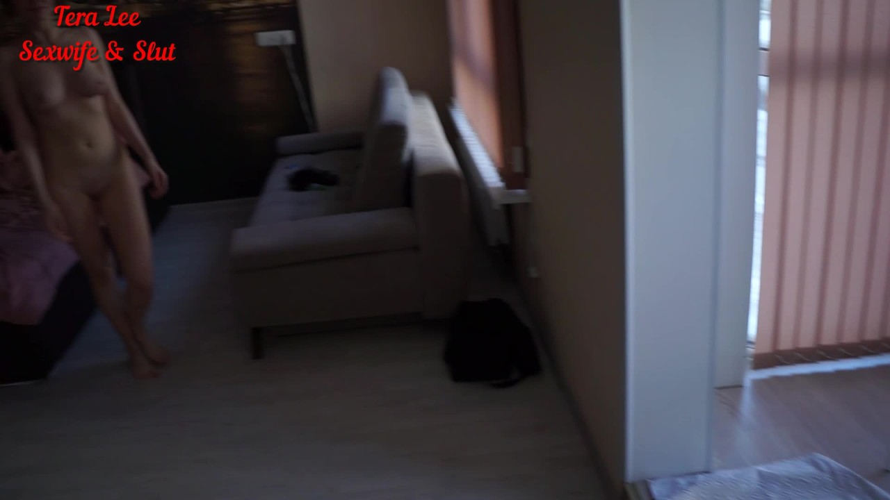 Tera Lee Sexwife came to her husband's friend for a fuck-up and pissed all over the kitchen - Free Sex Video - RedTube