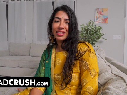Step Daughter Jasmine Sherni Feels Weird About Her New Stepdad Feeling Up Her Tits And Ass -DadCrush