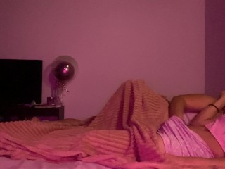 My lesbian stepsister sucks my vagina because they leave us alone in the room